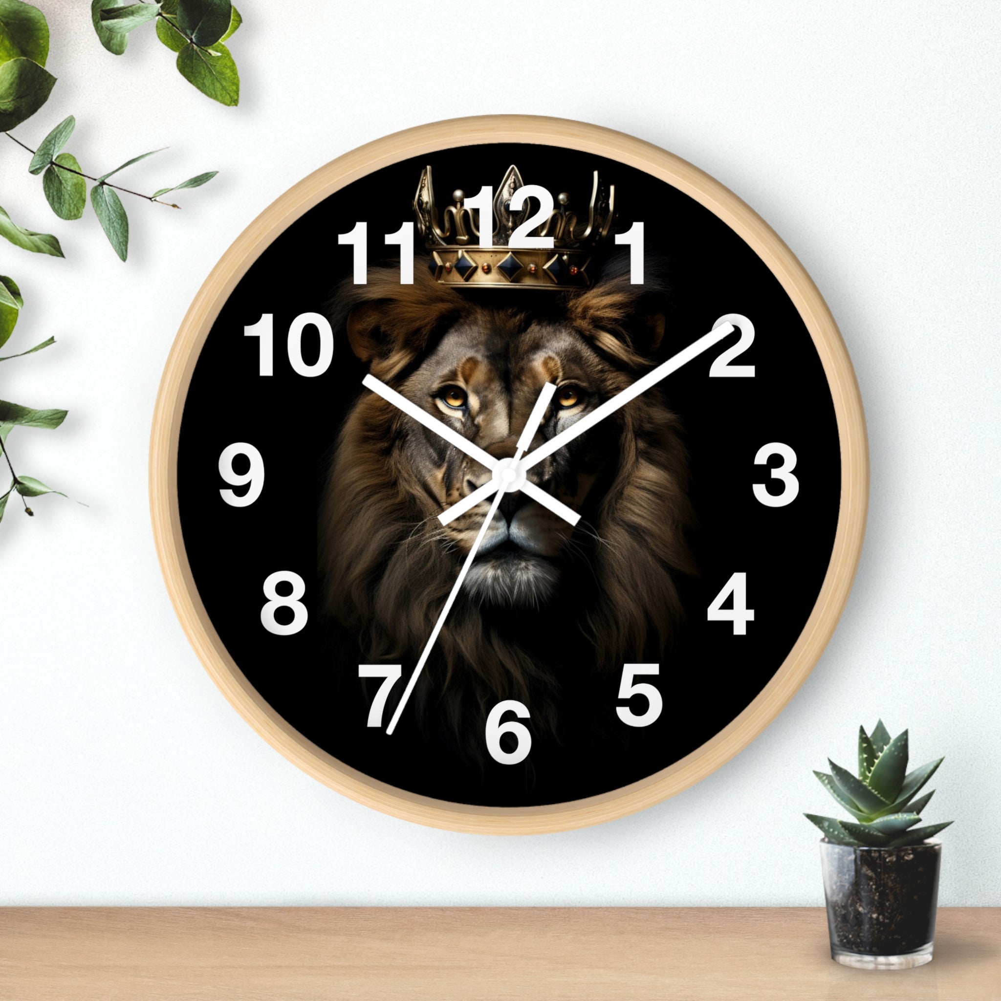 Lion King Crown Wall Clock — Regal King Lion Wall Clock for Home Decor