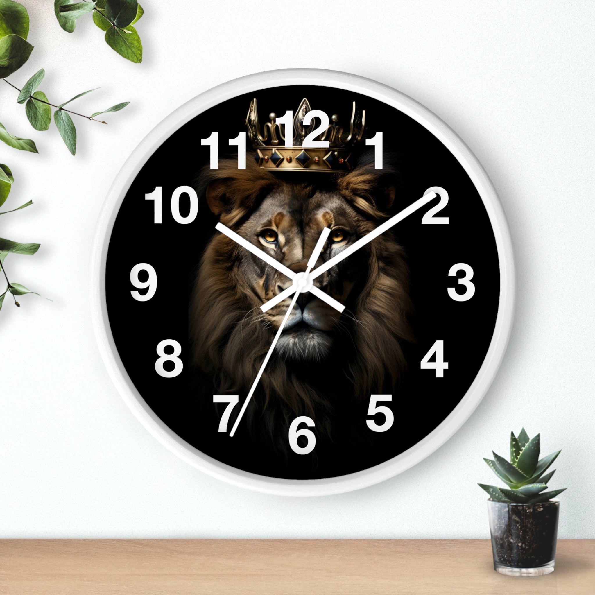 Lion King Crown Wall Clock — Regal King Lion Wall Clock for Home Decor
